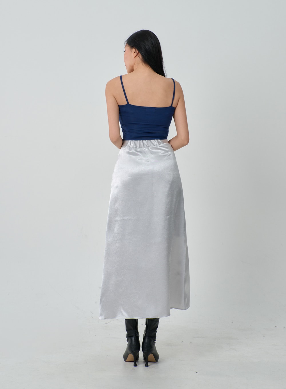 Thin Strap Cropped Top IJ320