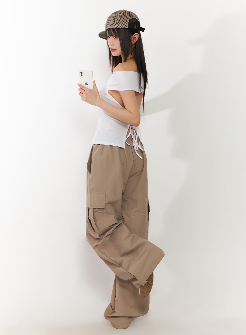 Cargo Wide-Leg Windbreaker Pants IY502