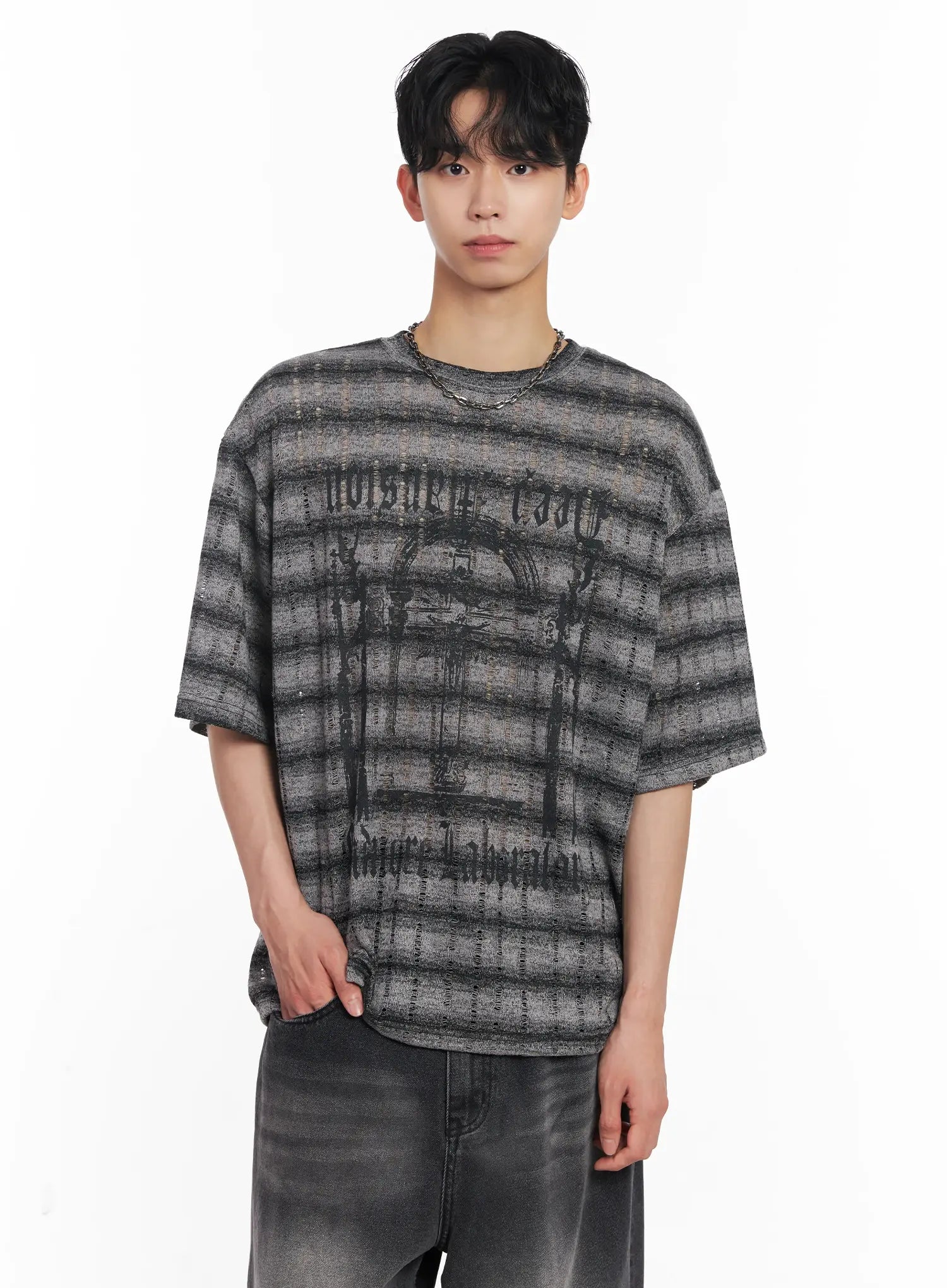 Men's Oversized Striped Graphic Tee IU526
