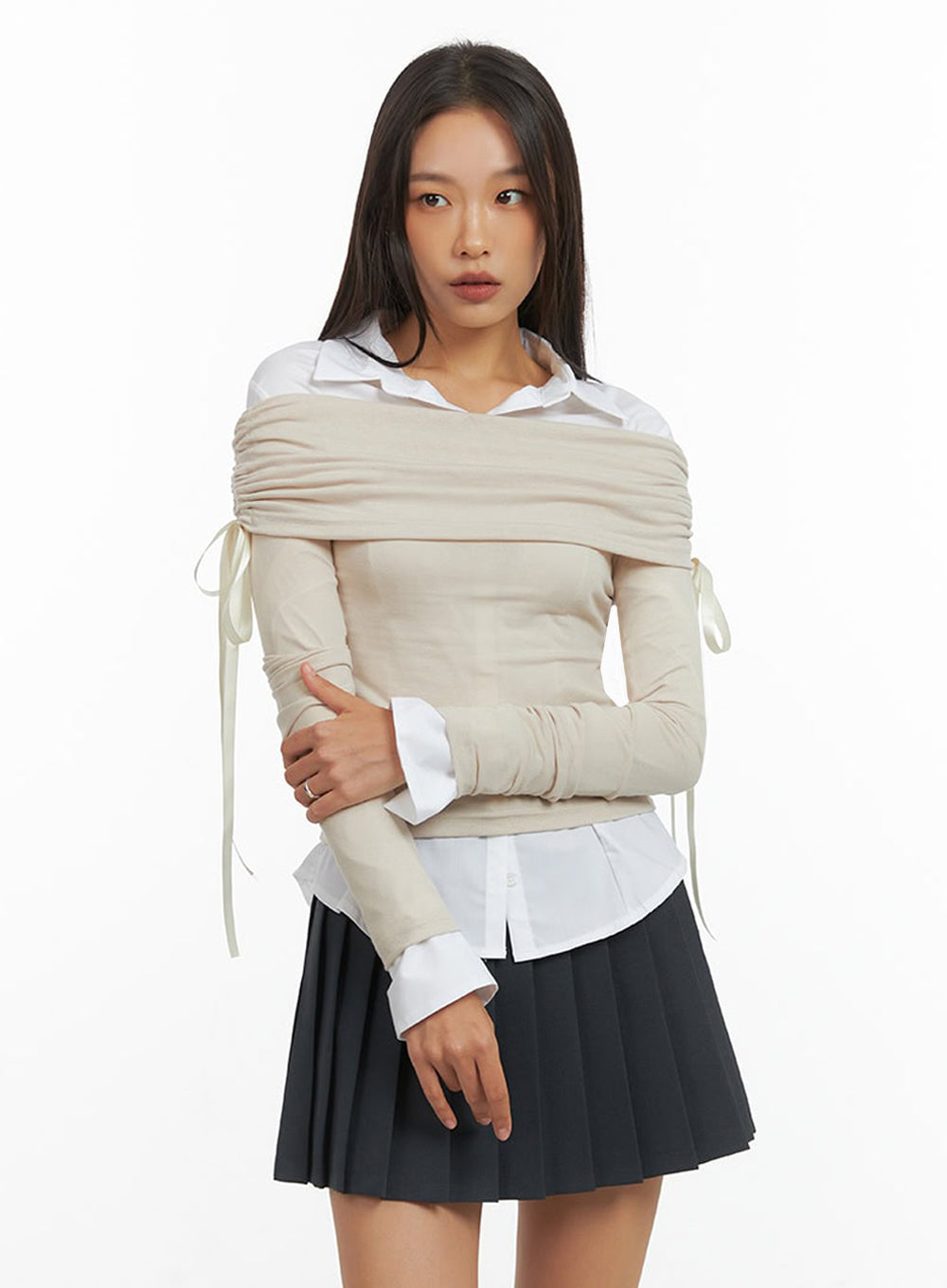 Shirred Solid Off Shoulder Crop Top IO409