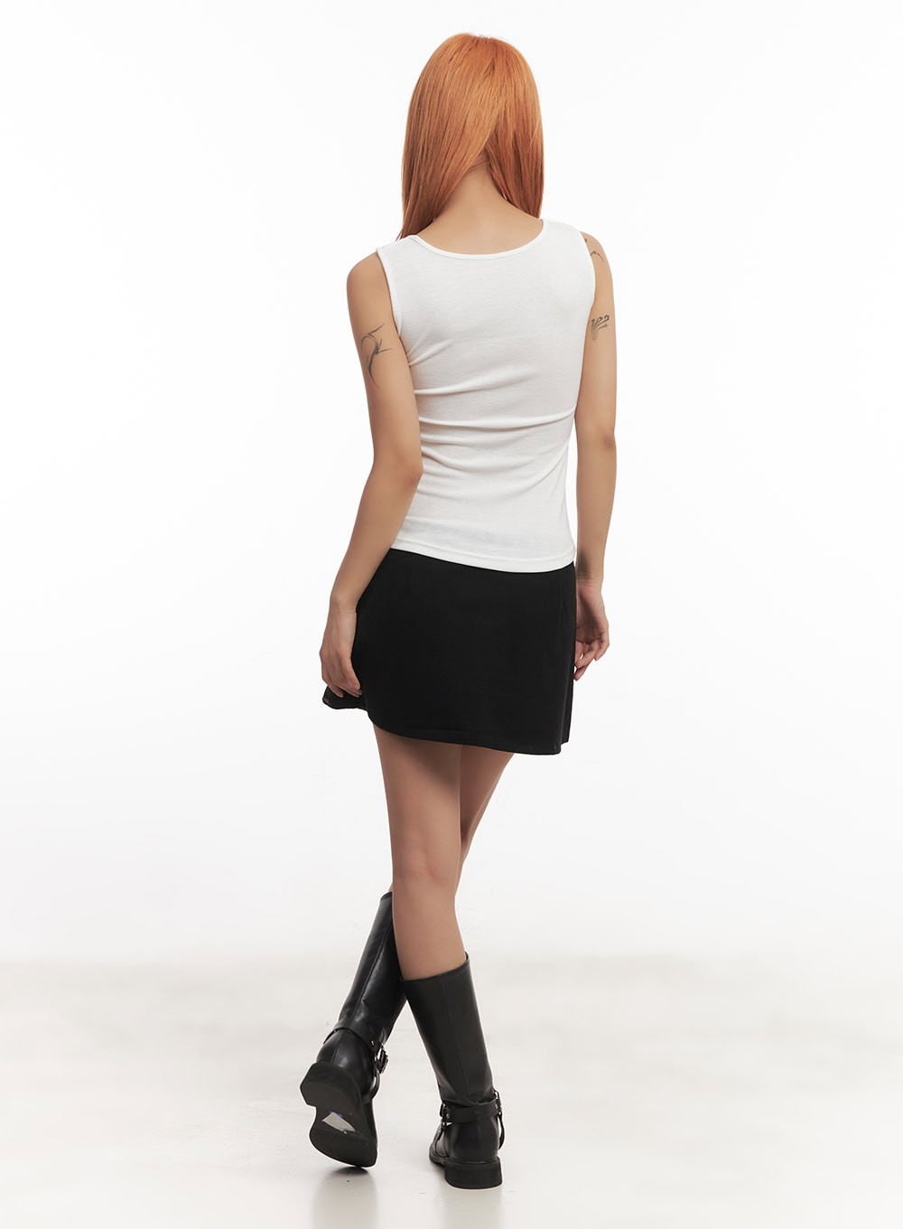 Essential U-Neck Tank Top IA517