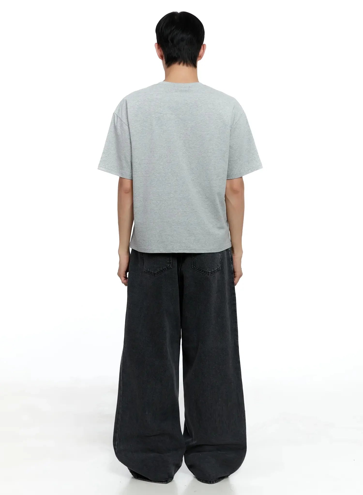 Men's Classic Wide-Leg Jeans IG520