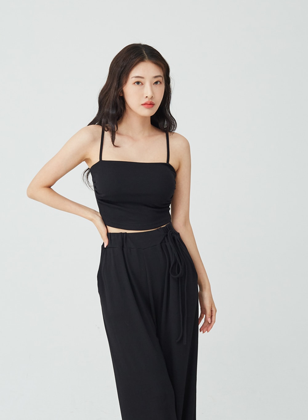 Sleeveless Crop Top IU26