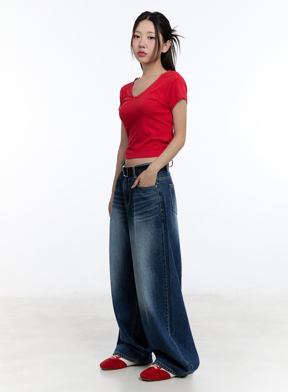 Lace Backless Crop Top IU503