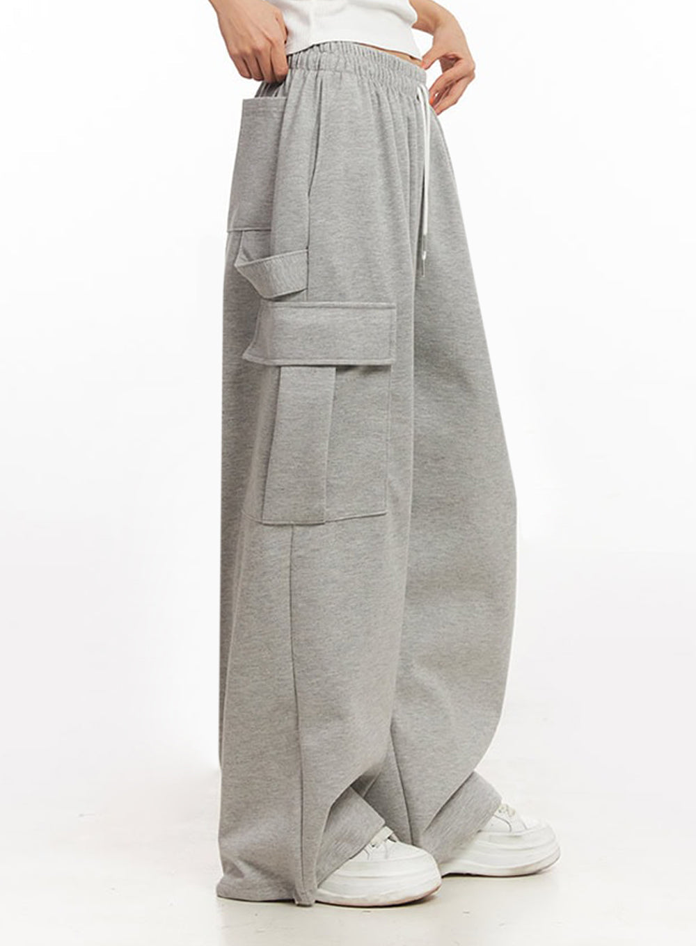 Comfy Cargo Wide-Fit Sweatpants IA504