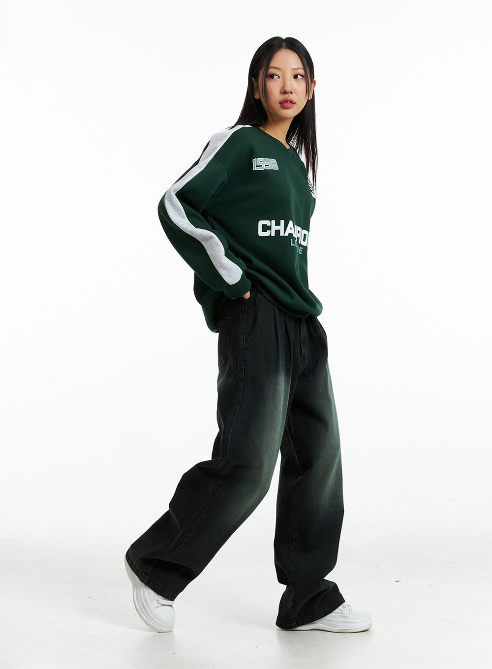 Oversized V Neck Sweatshirt IN322