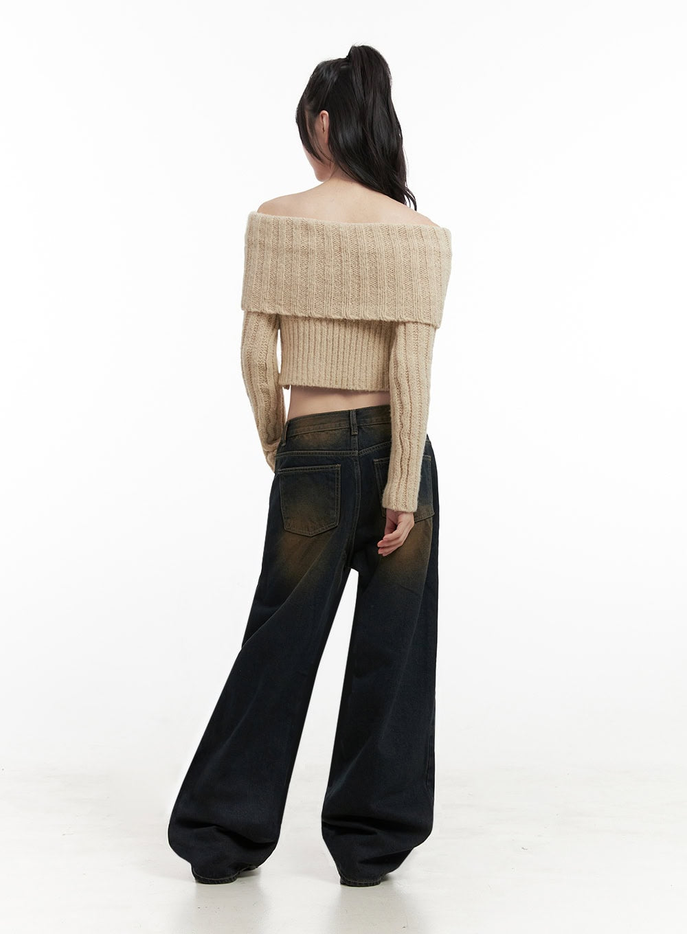 Slim-Fit Off-Shoulder Sweater ID402