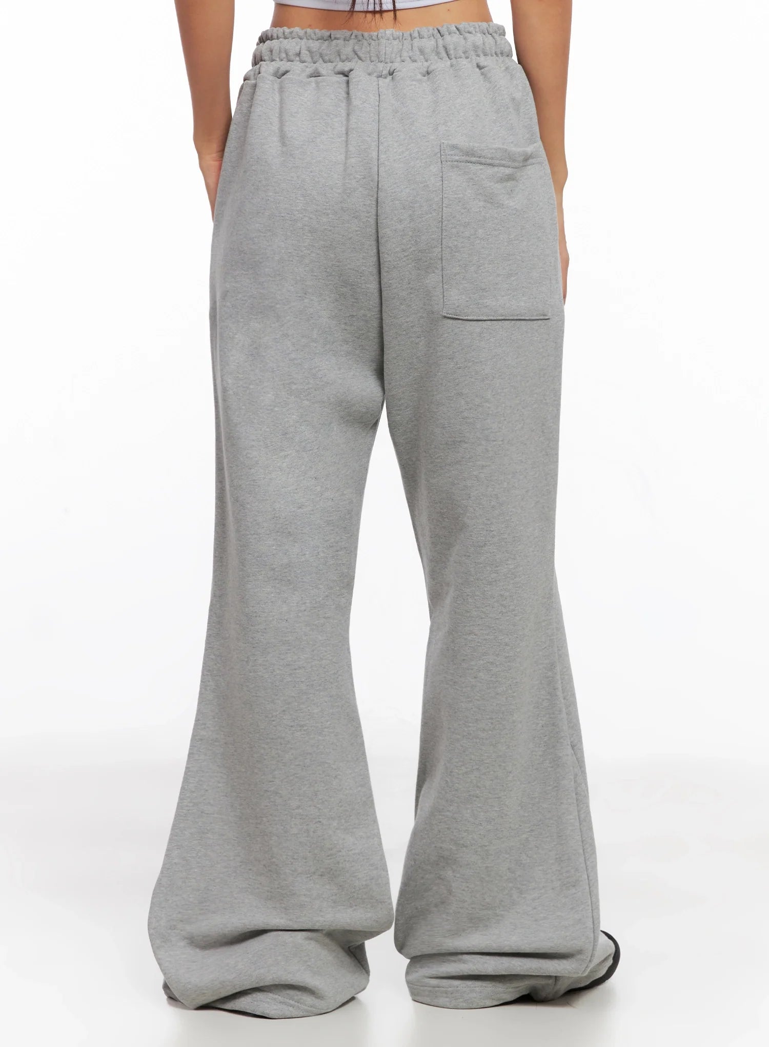 Flare Training Sweatpants IG528