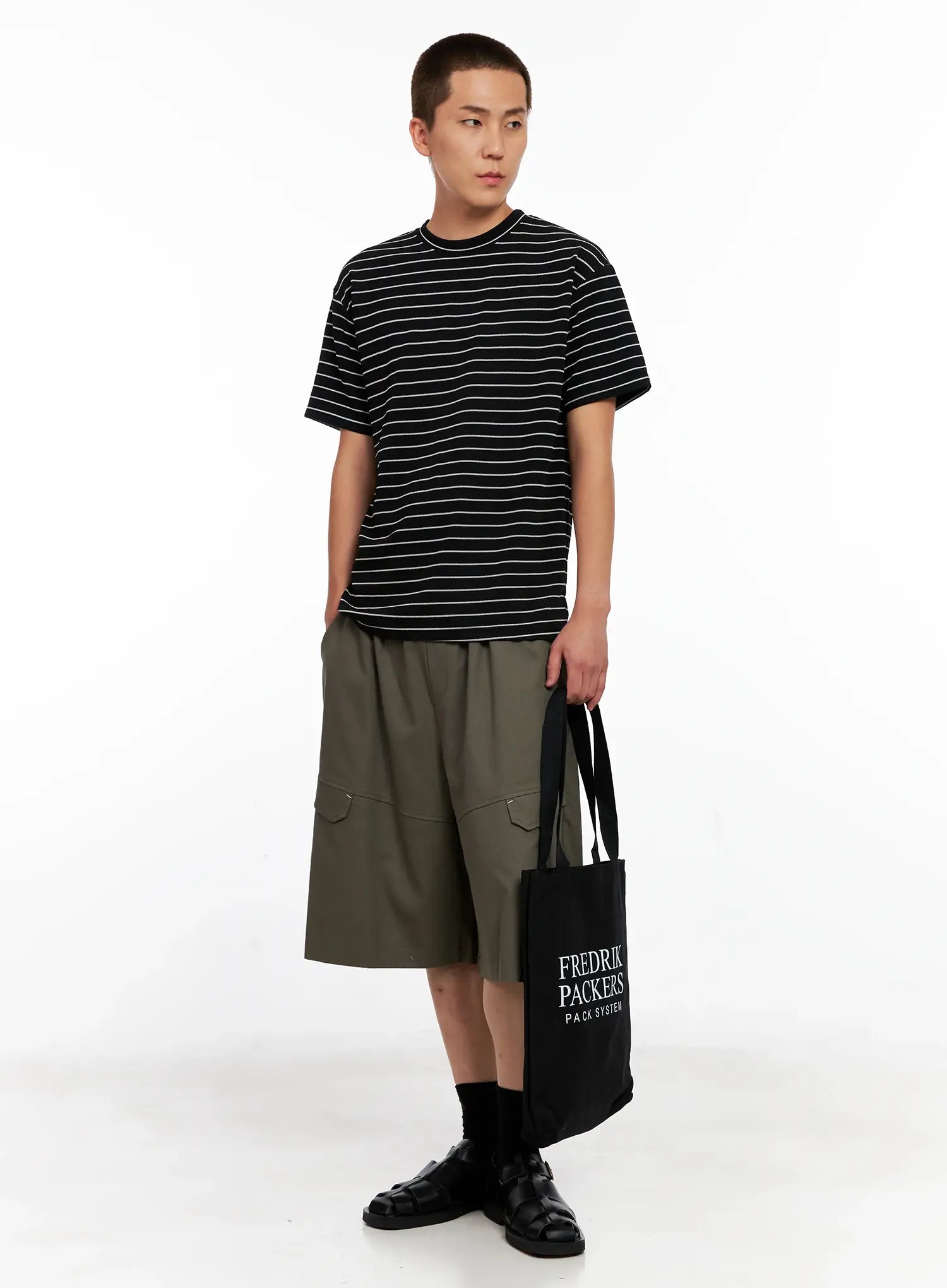 Men's Striped Relaxed-Fit Tee IG511
