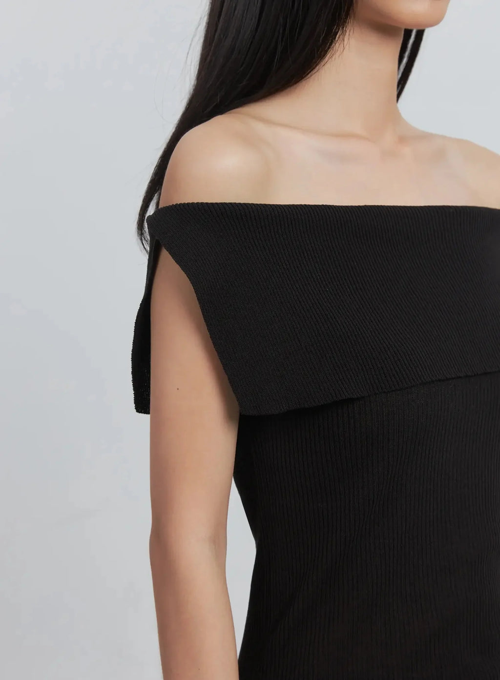 Off-Shoulder Linen Blouse IU512