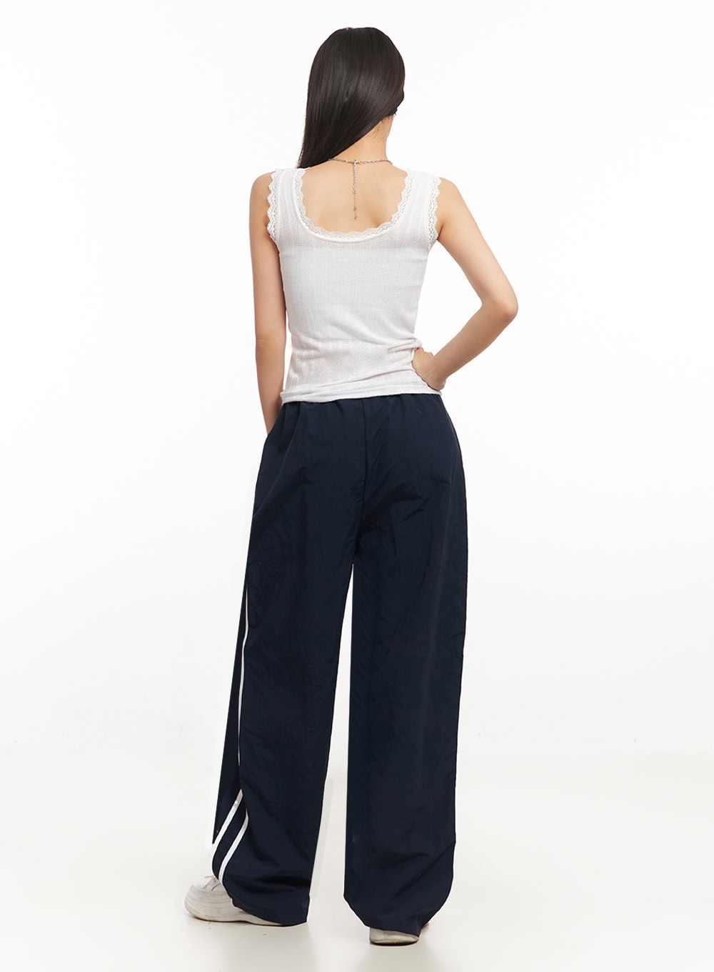 Lace-Trim Fitted Tank IA507