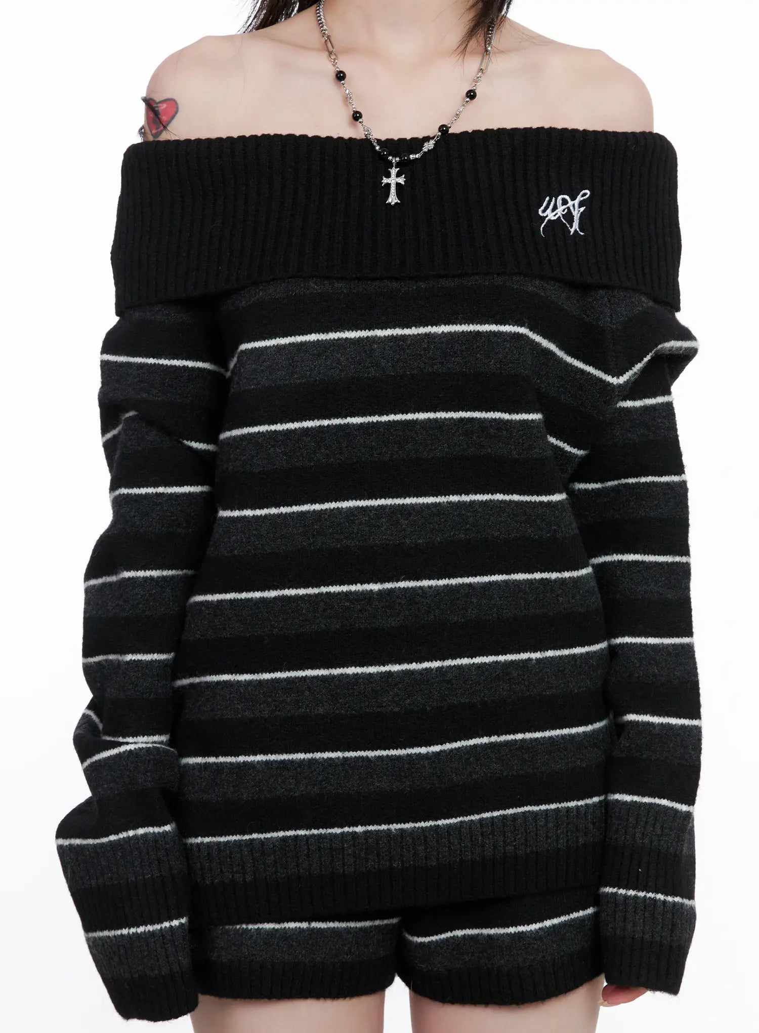 Striped Off-Shoulder Sweater and Shorts Set CS529