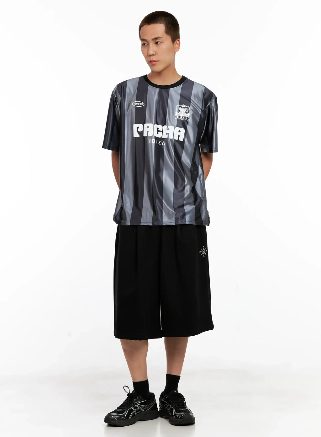 Men's Studded Bermuda Shorts IG511