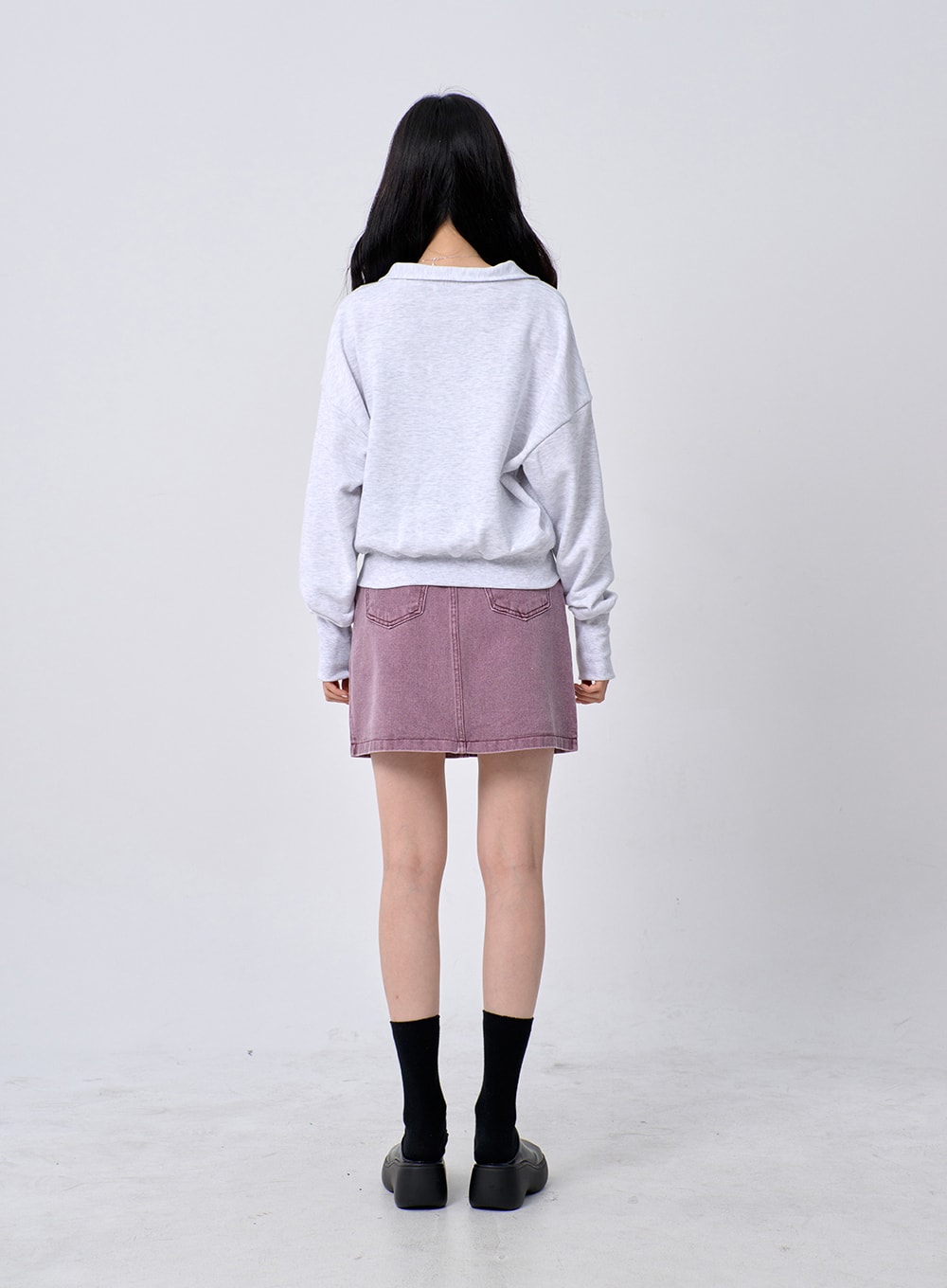 V-Neck Sweatshirt OM329