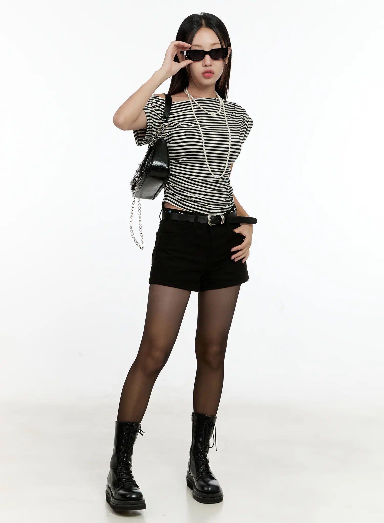 Studded Casual Shorts CG501