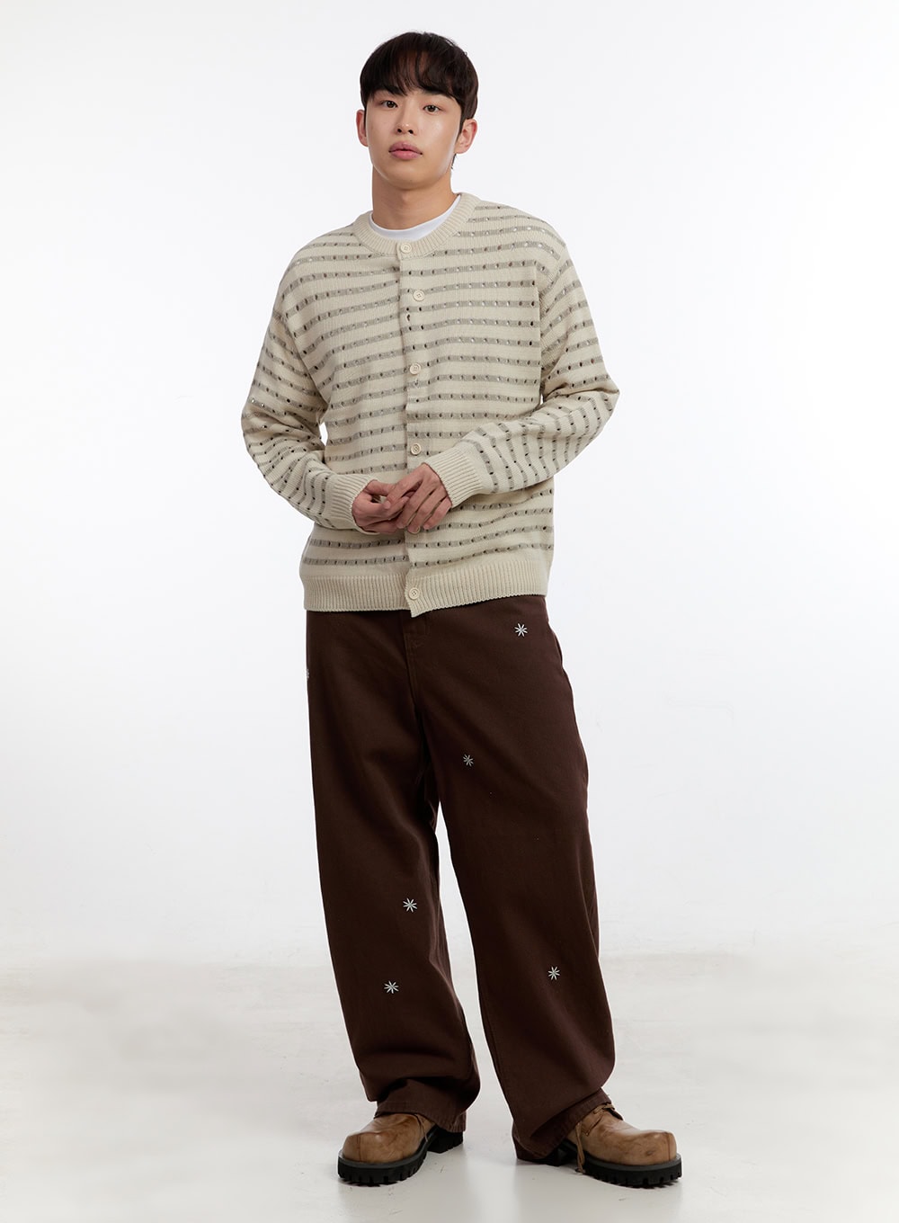 Men's Wide-Leg Pants with Embroidered Flowers IA504