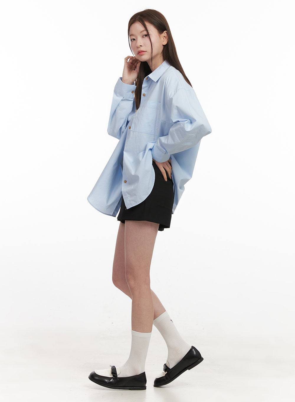 Collared Loose-Fit Button-Down Shirt IJ527