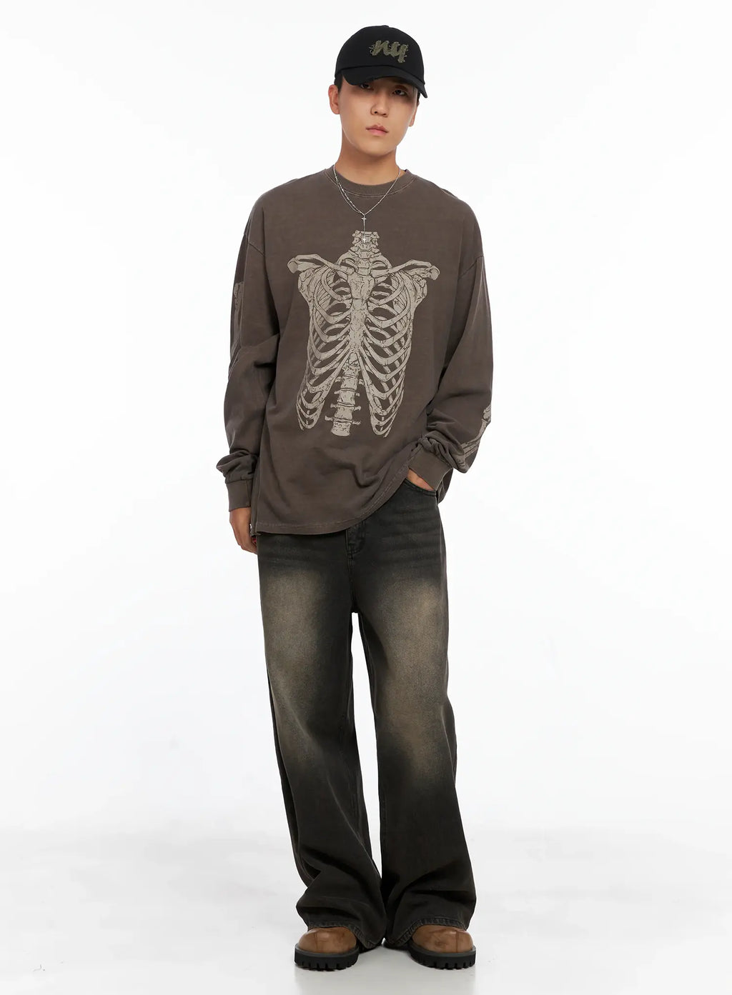 Men's Pigment Graphic Long Sleeve Tee IS502