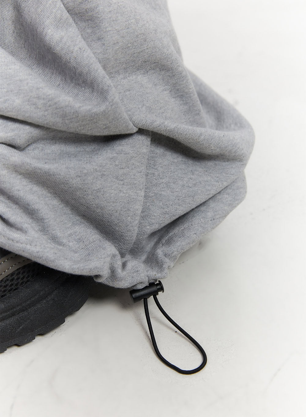 Wide-Fit Pintuck Sweatpants CY512