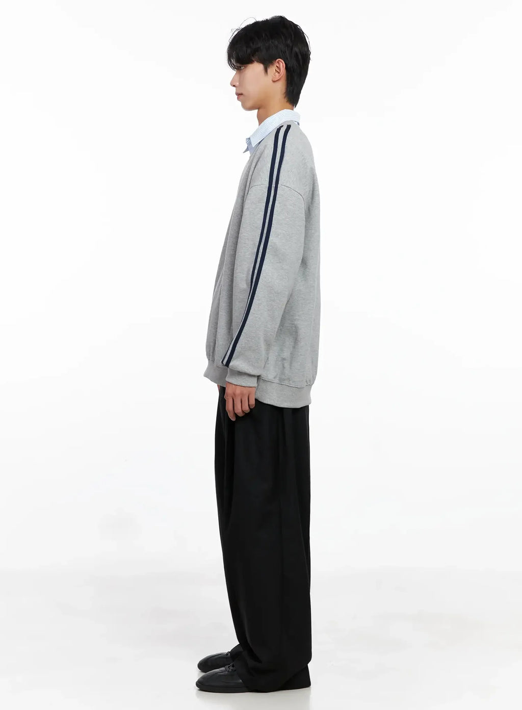 Men's V-Neck Track Sweatshirt IO516