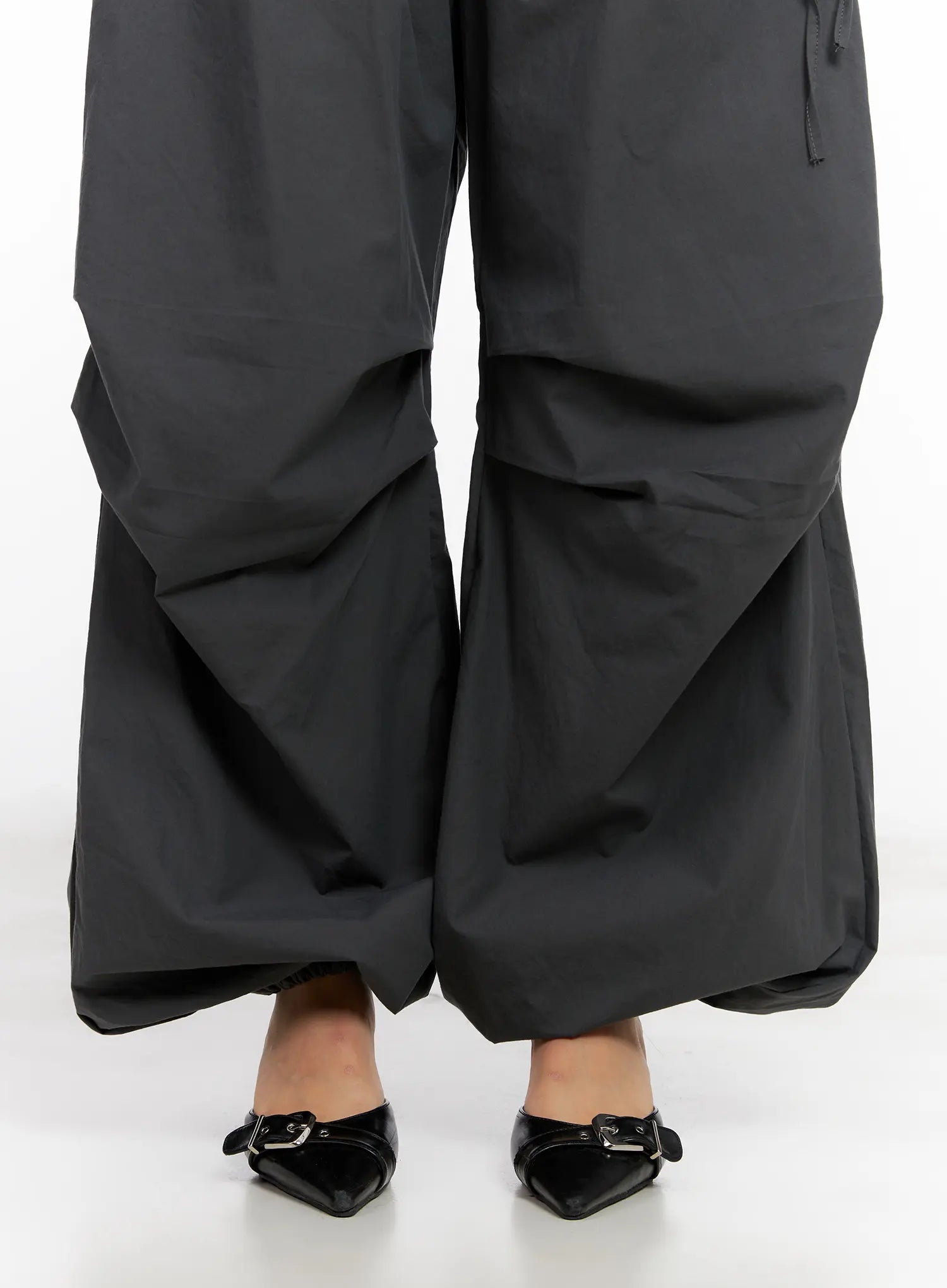 Pleated Wide-Leg Joggers CL518