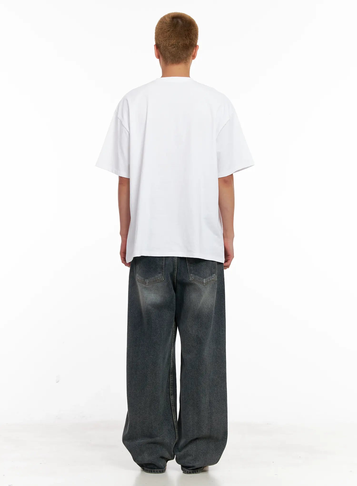 Men's Washed Wide-Leg Jeans IL518