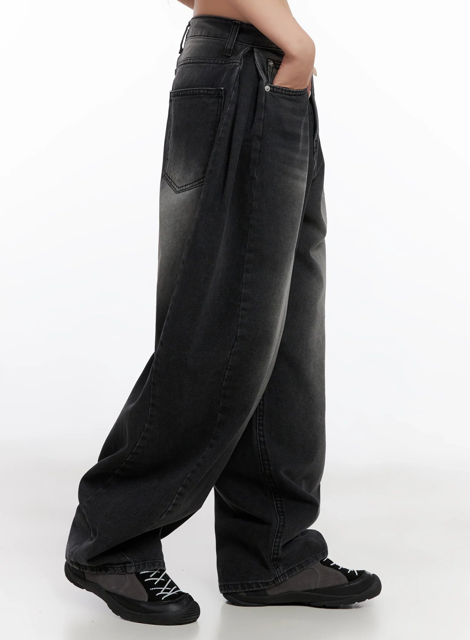 Ayra Dark Washed Baggy Jeans IS508