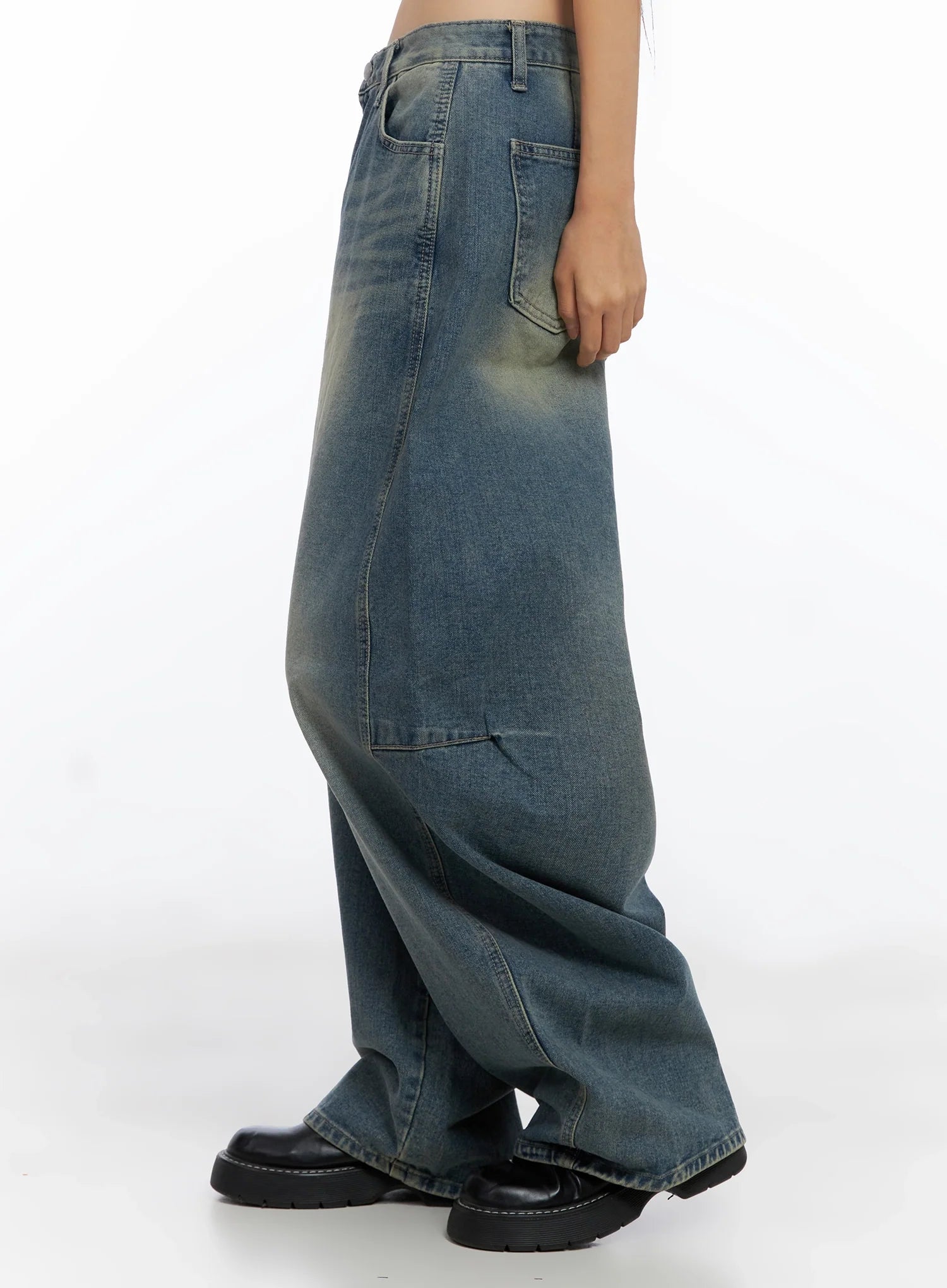 Lowfell Balloon Wide Denim Jeans CO517