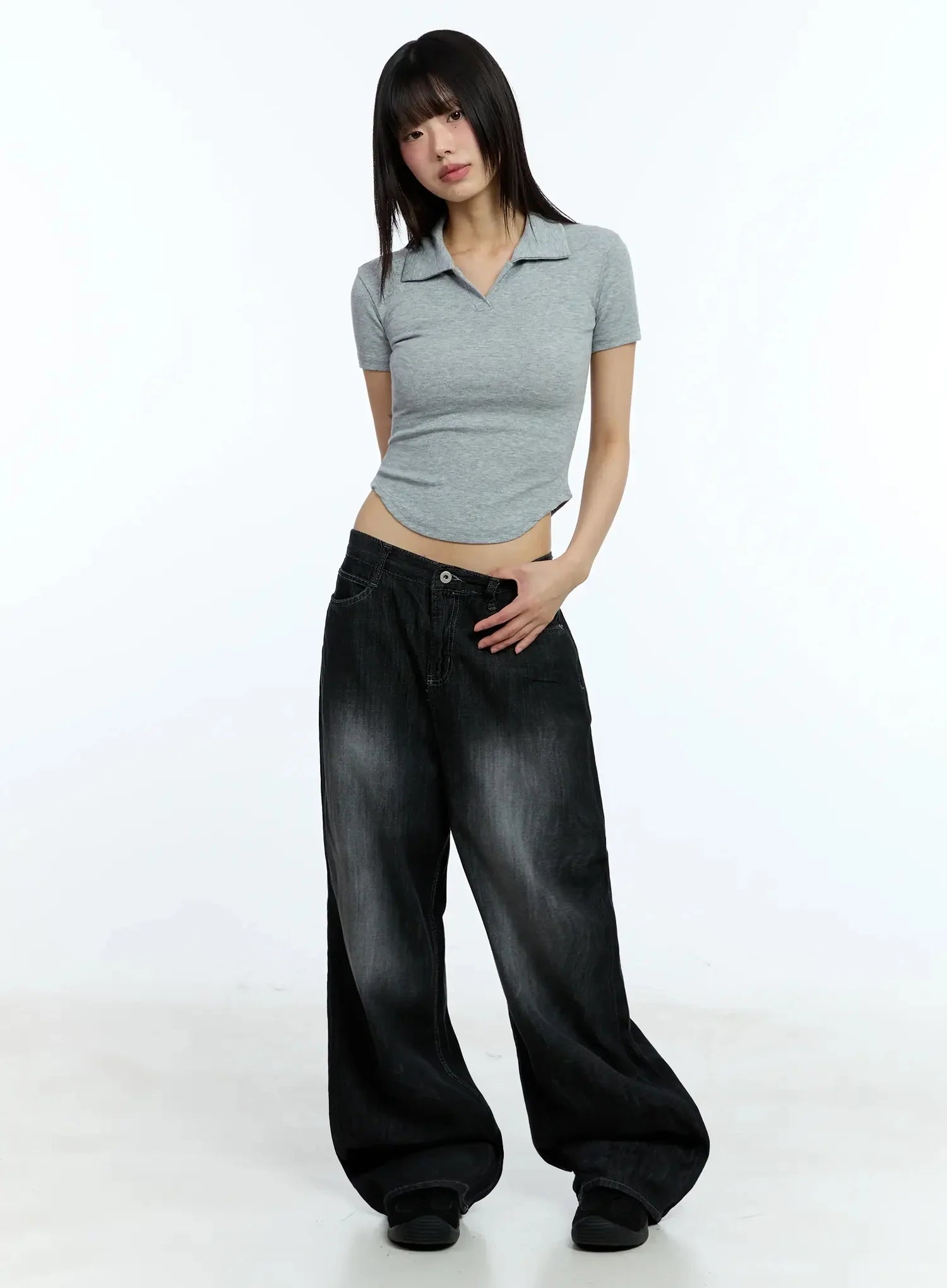 Collared Slim-Fit Tee IU524