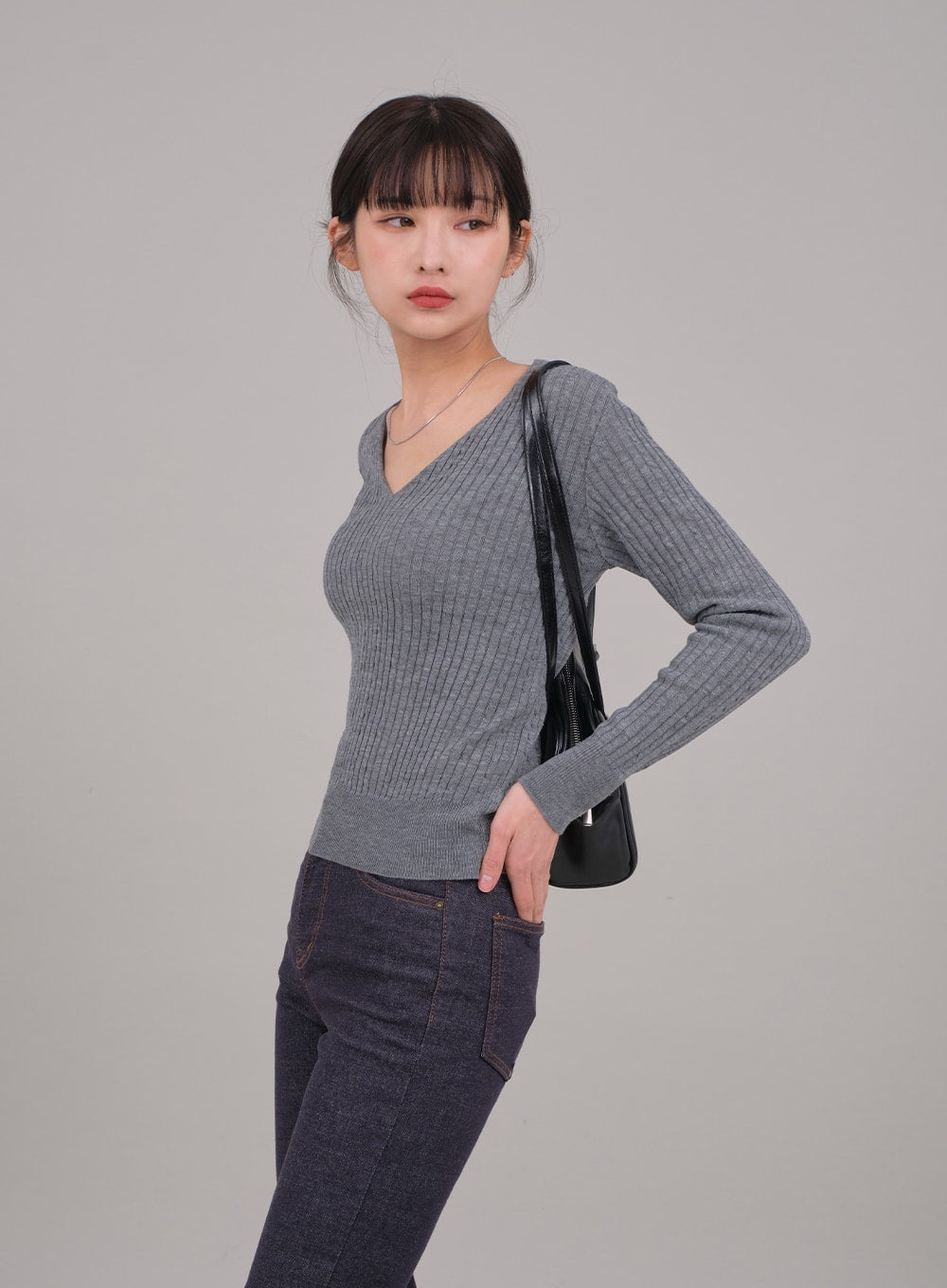 V Neck Cable Knit Top C2701