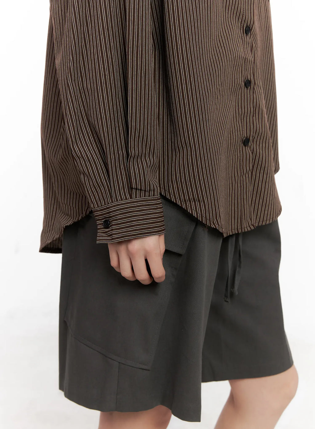 Relaxed Fit Striped Button-Up Long Sleeve Shirt CG526