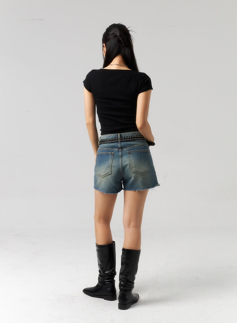 Mid-Wash Denim Shorts CU327