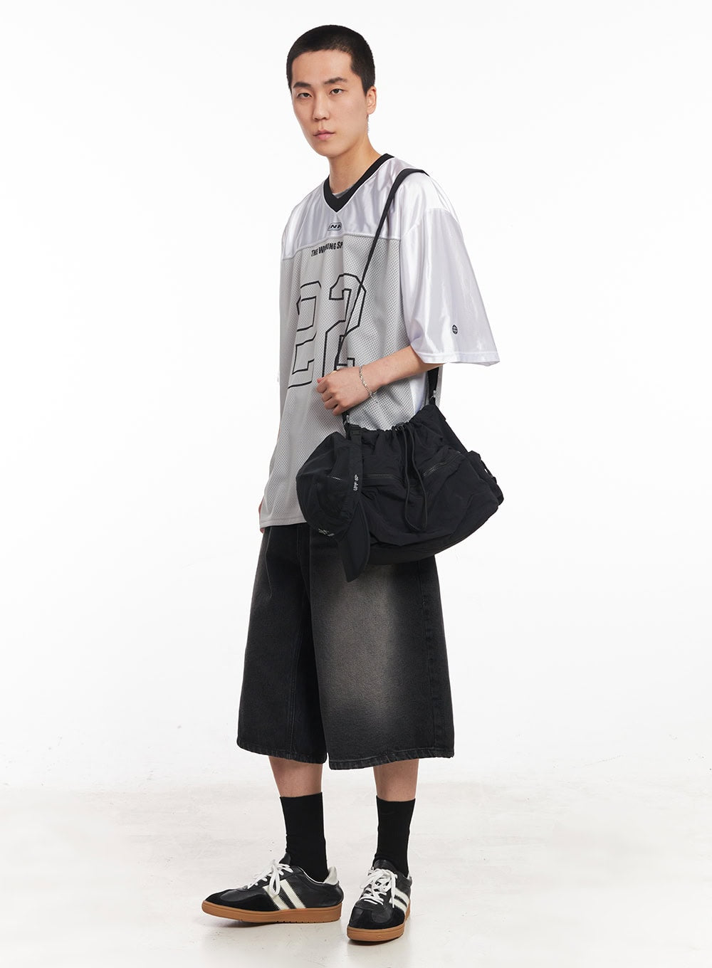 Men's Mesh V-Neck Graphic Tee IY505