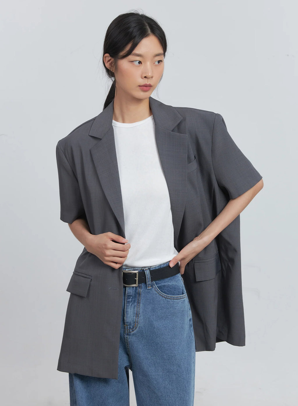 Basic Short-Sleeve Blazer (Dark Gray) IU512