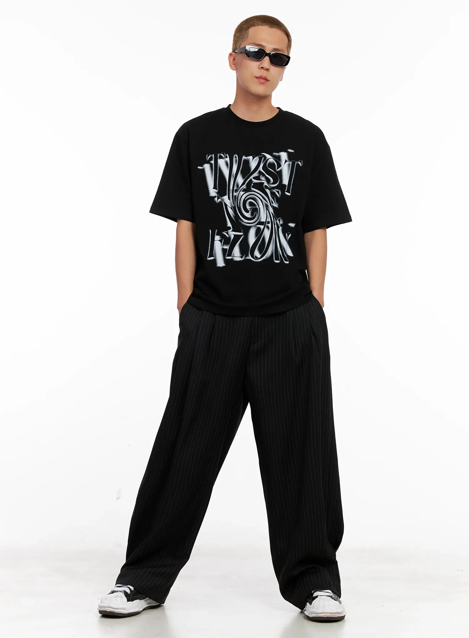 Men's Striped Relaxed-Fit Slacks IL521