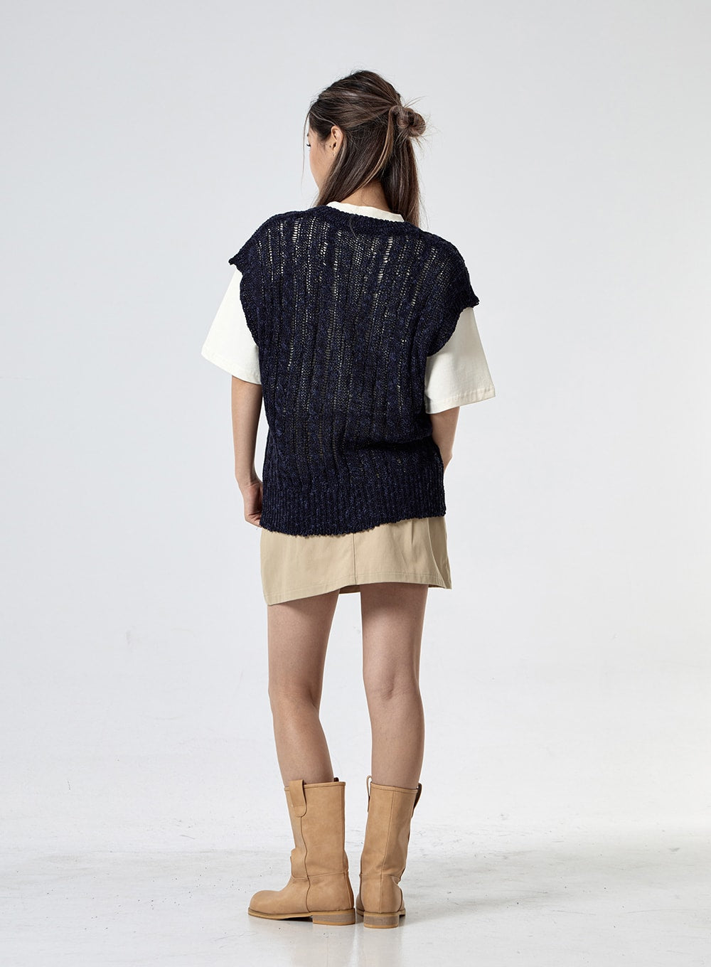 V-Neck Mesh Knitted Vest CG24