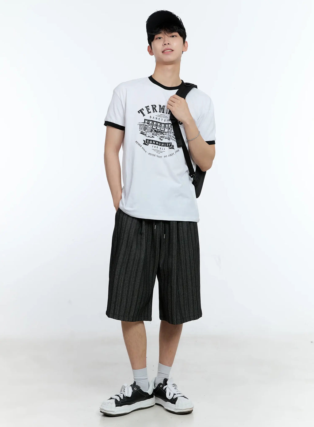 Men's Striped Pintuck Shorts IL529