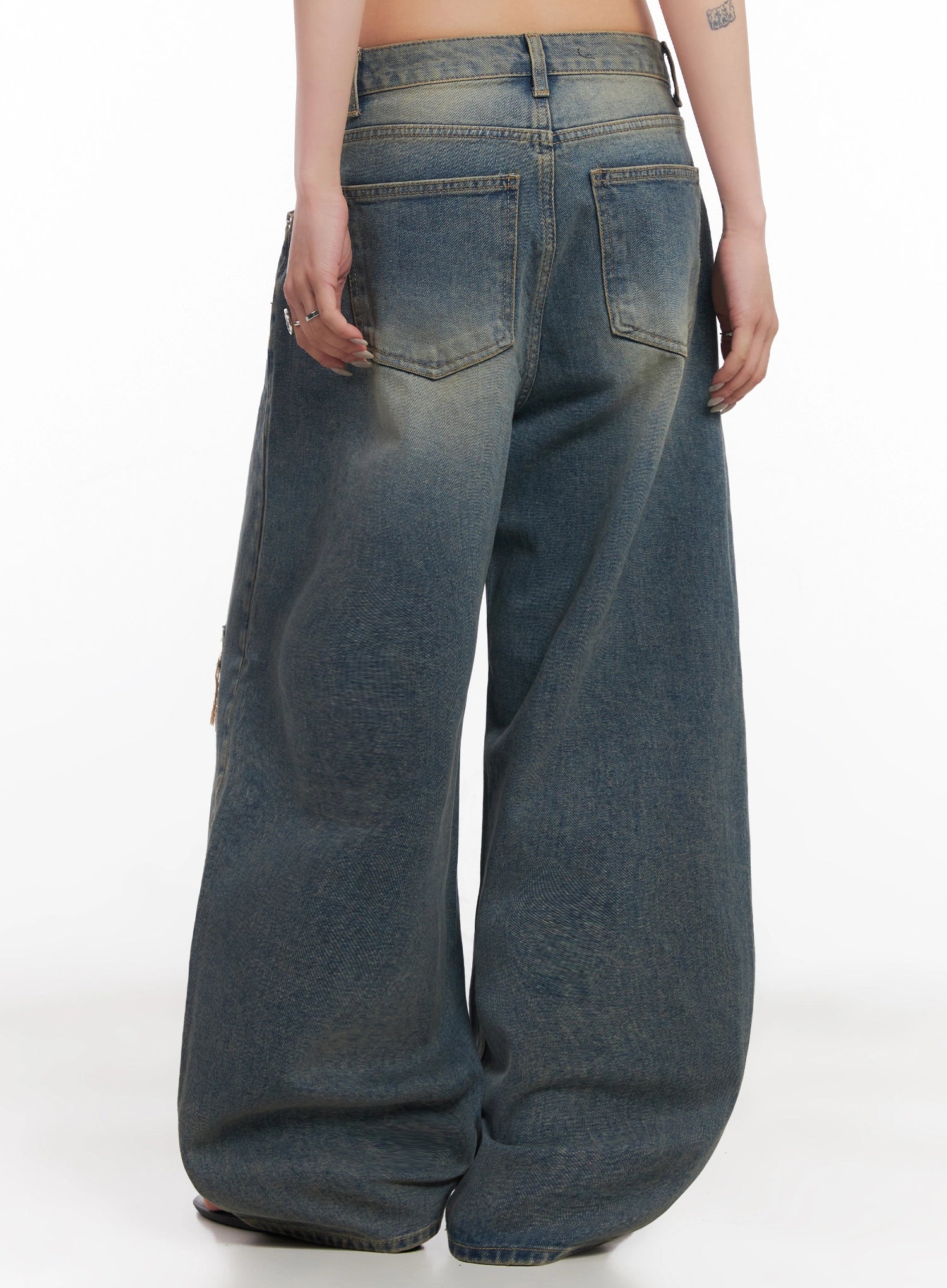 Jeemin Vintage Distressed Wide-Leg Denim Jeans  IC503