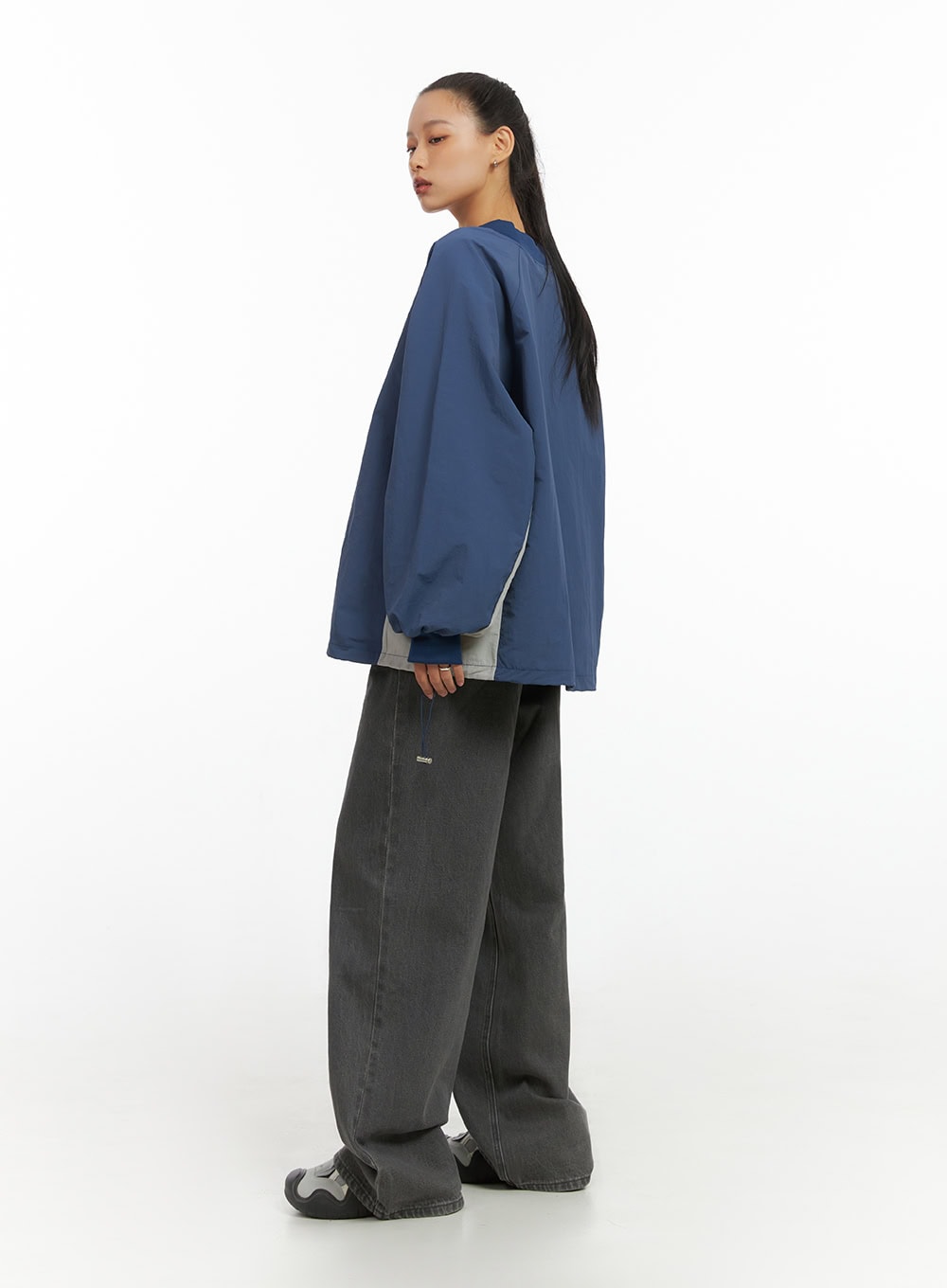 Long Sleeve Loose Fit Nylon V-Neck Sweatshirt IO409