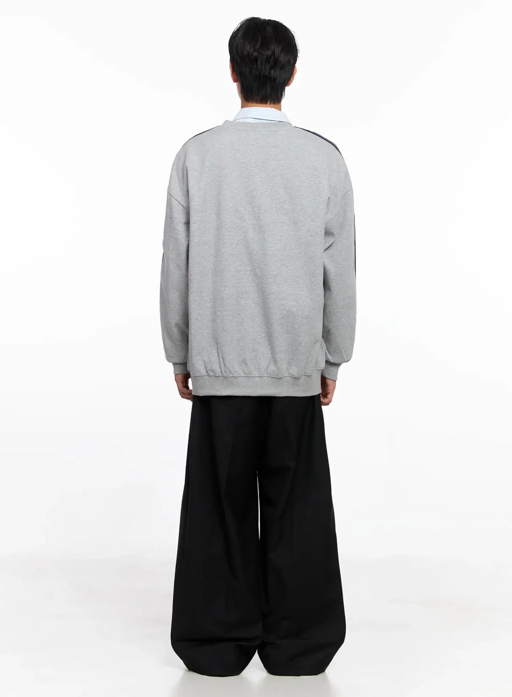 Men's V-Neck Track Sweatshirt IO516