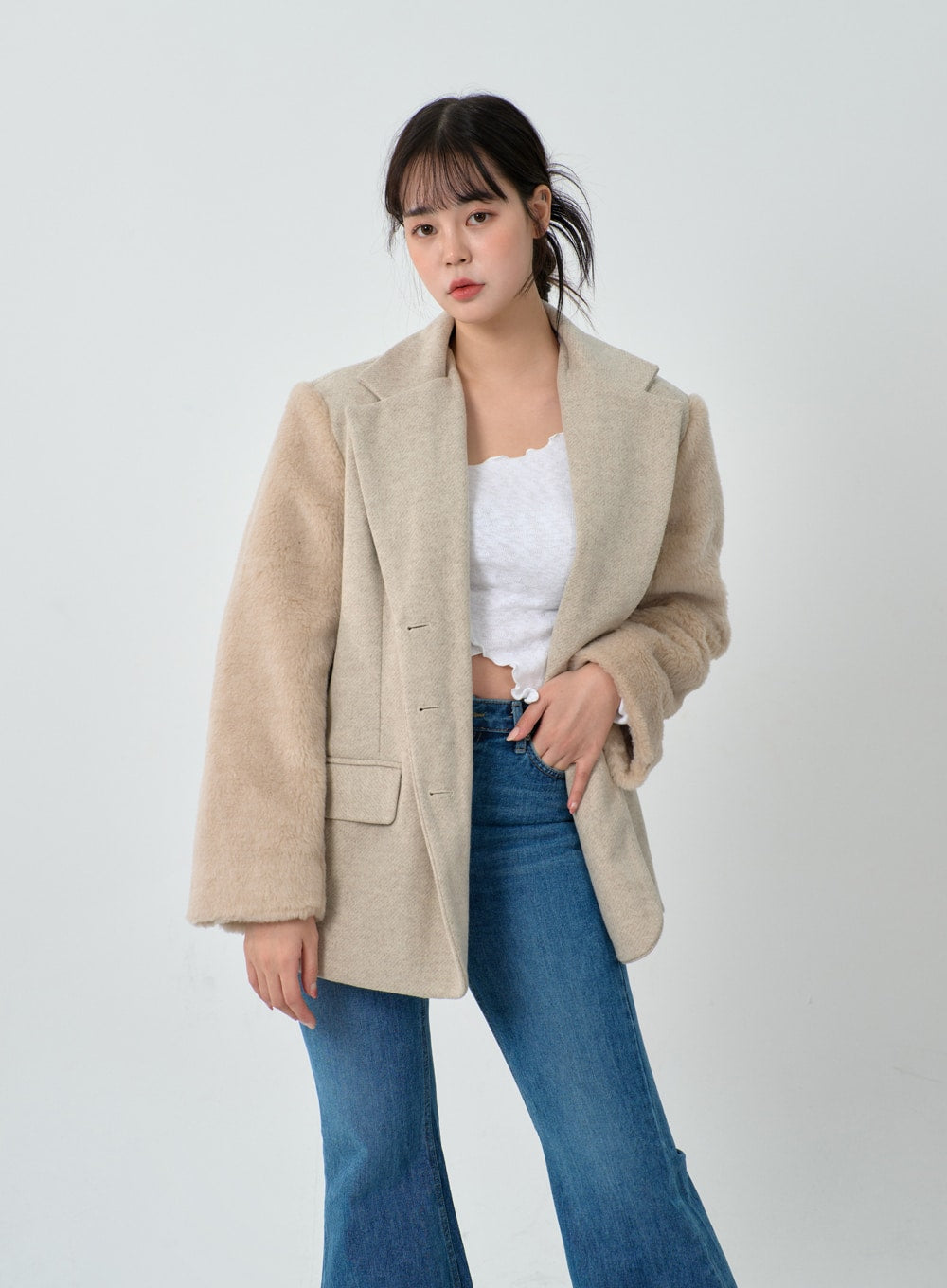 Wavy Off-Shoulder Cropped Top IJ304