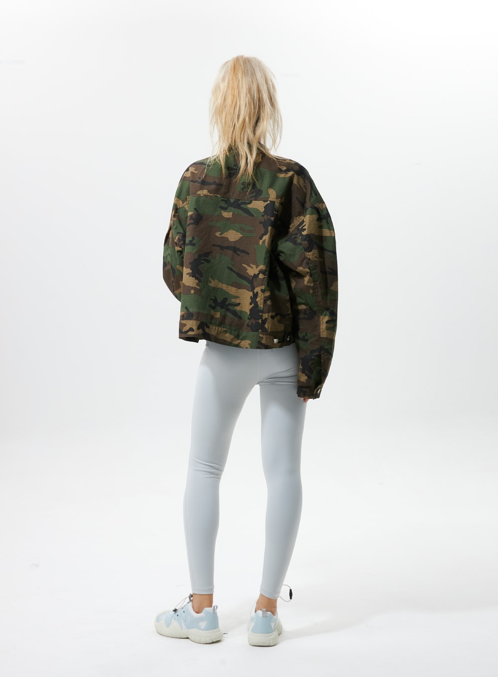 Collarless Camo Jacket IS322