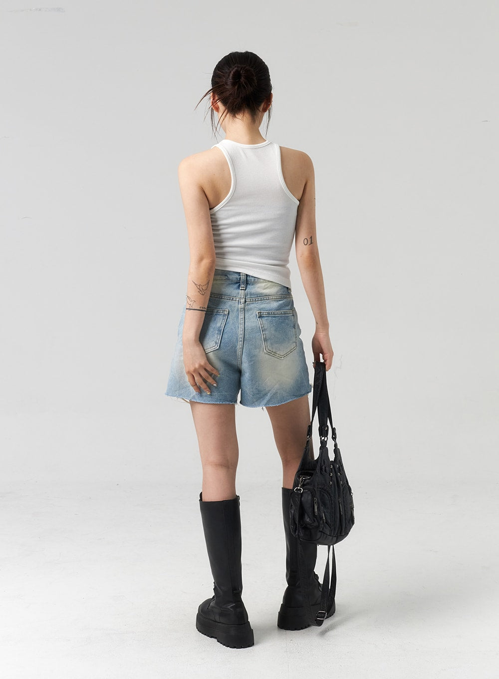 Light Ripped Denim Shorts CL318