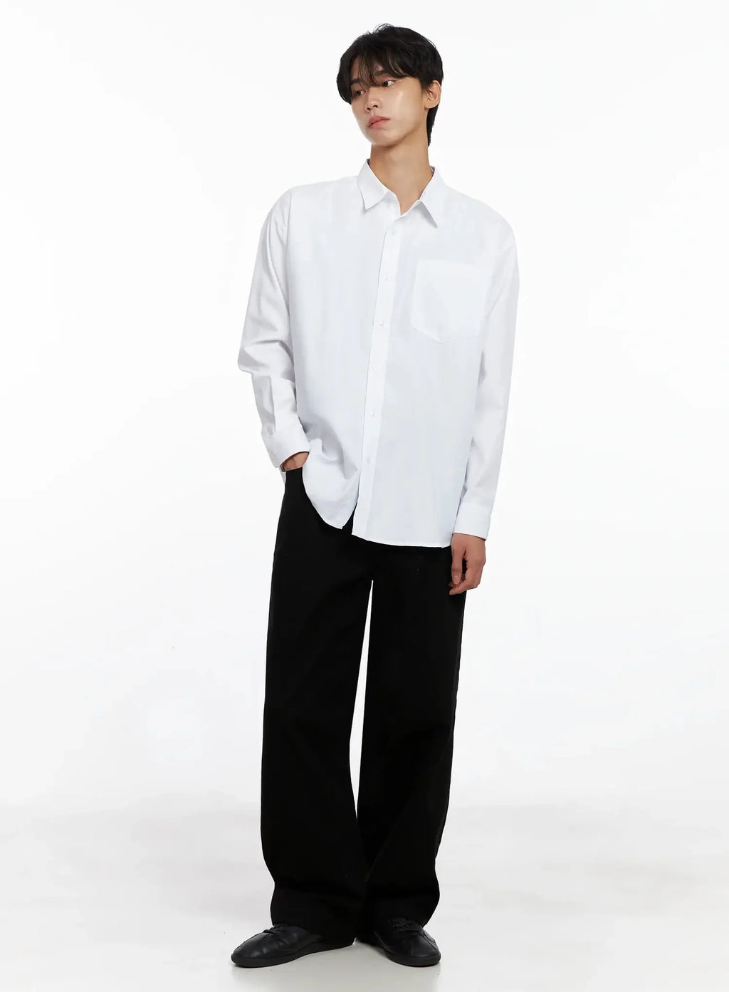 Men's Essential Button-Up Shirt IO517