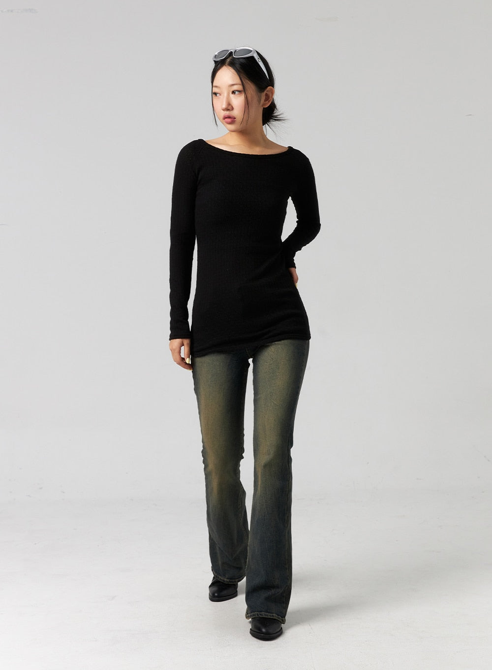 Washed Jeans with Back Cut CG327