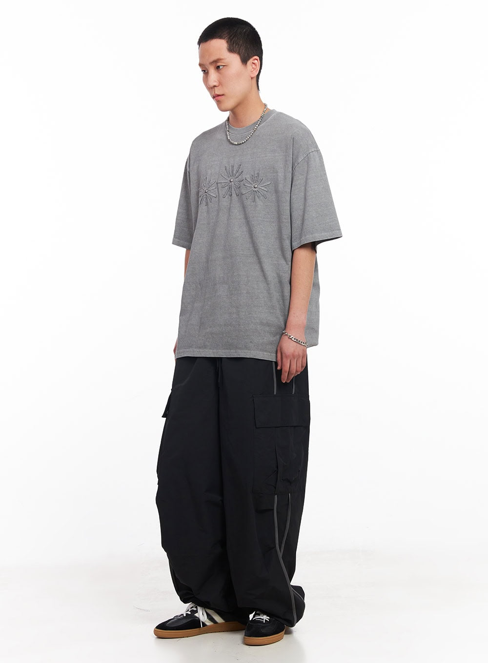 Men's Cargo Balloon-Fit Windbreaker Pants (Black) IU503