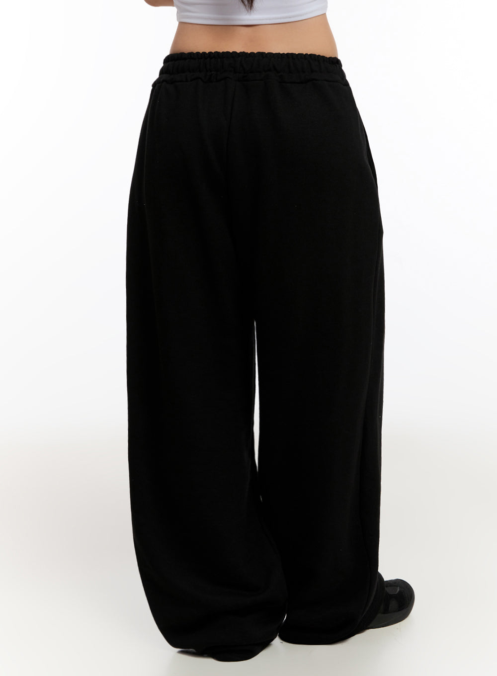 Pintuck Wide-Leg Sweatpants IU509