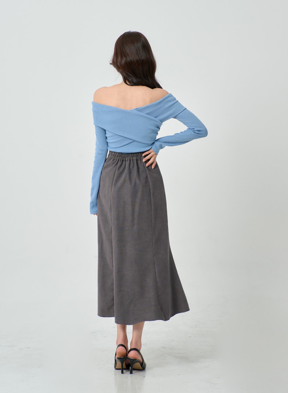 Off-Shoulder Cross Knit Long Sleeve T-Shirt IN07