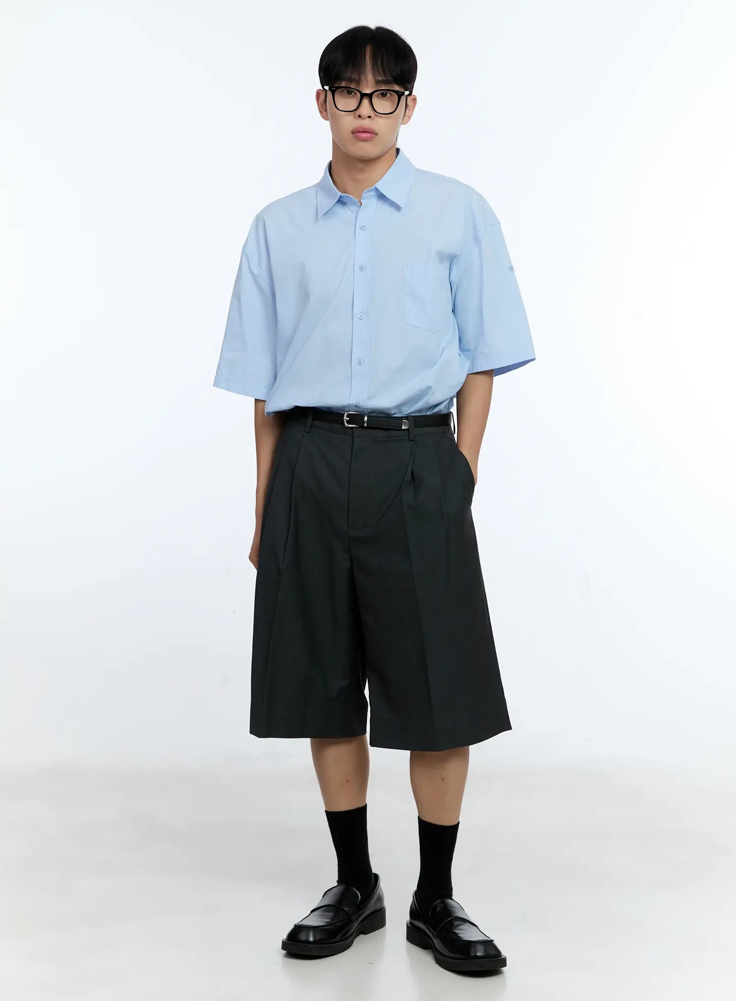 Men's Classic Pleated Bermuda Shorts IG519