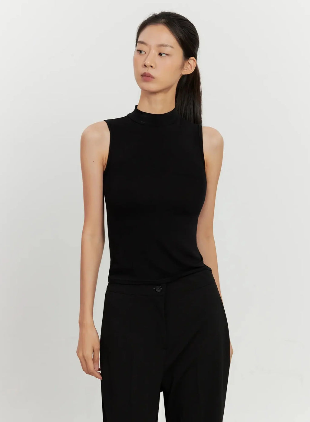 Mock Neck Sleeveless Top IL528